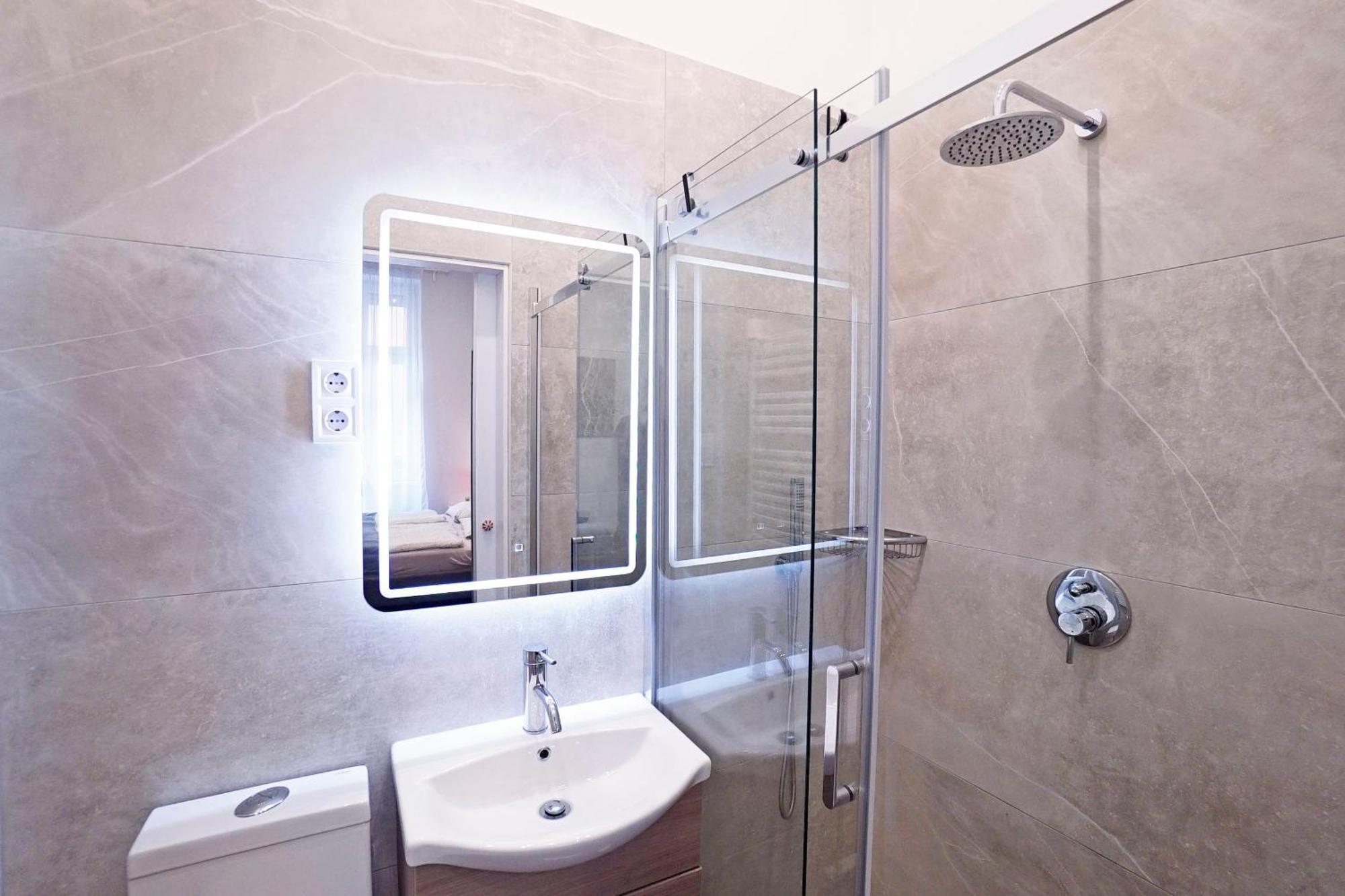 K03 Elitehost Kis Diofa Central Budapest Luaran gambar